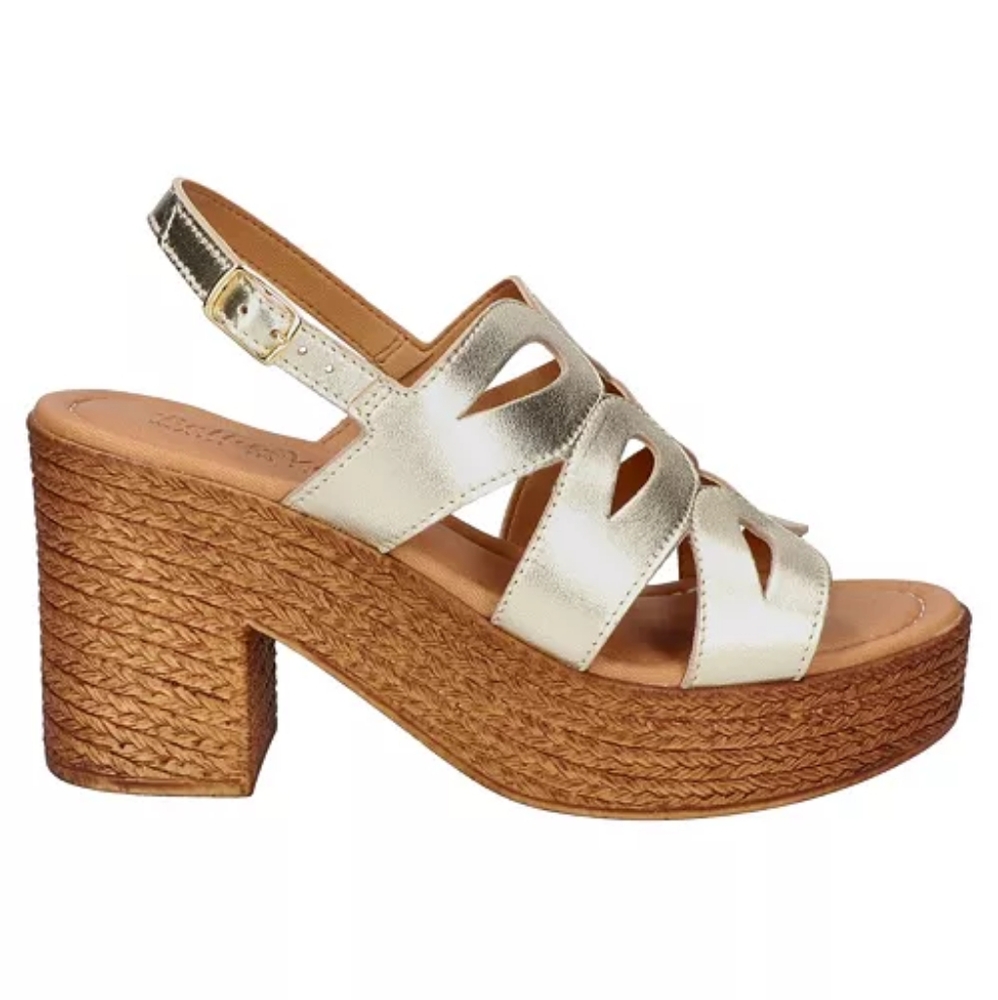 NWOB Bella Vita Women's Pri-Italy‎ Platform Sandals Champagne Gold Size 7